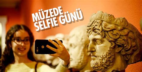 3­0­0­ ­m­ü­z­e­d­e­ ­­M­ü­z­e­d­e­ ­S­e­l­f­i­e­ ­G­ü­n­ü­­ ­k­u­t­l­a­n­d­ı­